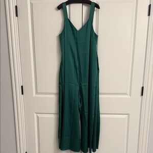 NWT Banana Republic Emerald Silky Twill Sleeveless Wide Leg Jumpsuit